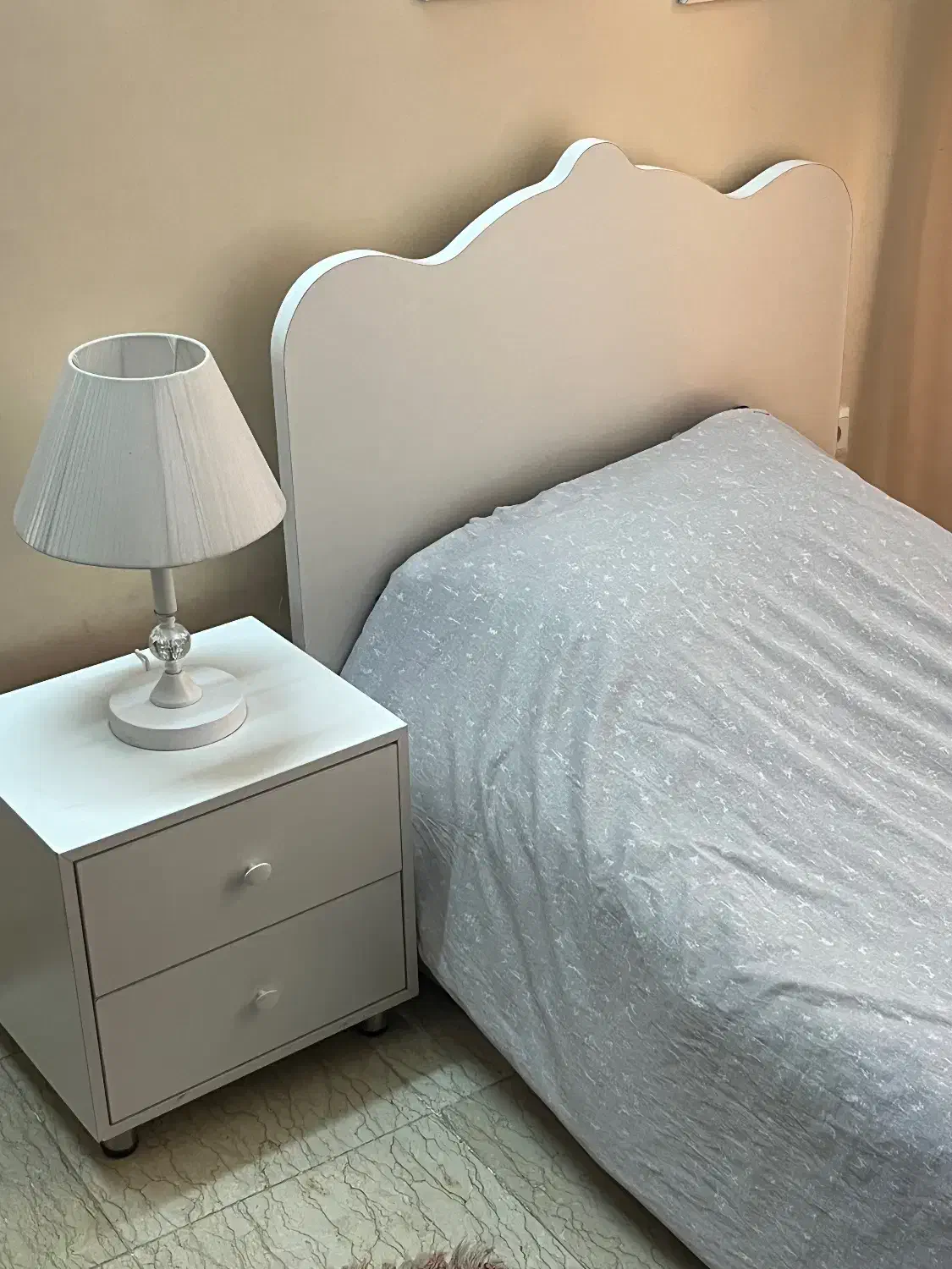 سرویس خواب|تخت و سرویس خواب|سبزوار, ولیعصر (نجار آباد)|دیوار