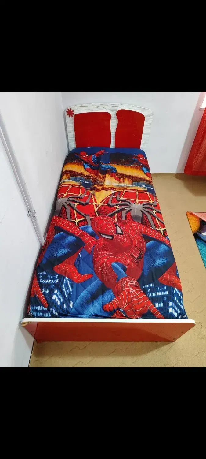 تخت مرد عنکبوتی با تشک حراج 900هزار|تخت و سرویس خواب|گلبهار, شهر جدید گلبهار|دیوار