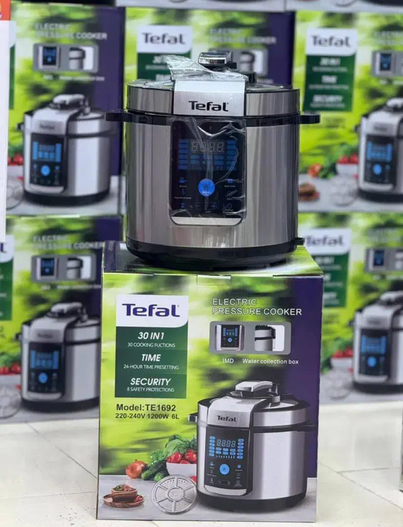 یخجالتلویزیونظرفشوییفرشتشکتمام وسایلاشپزخان|سایر لوازم برقی|ارومیه, |دیوار