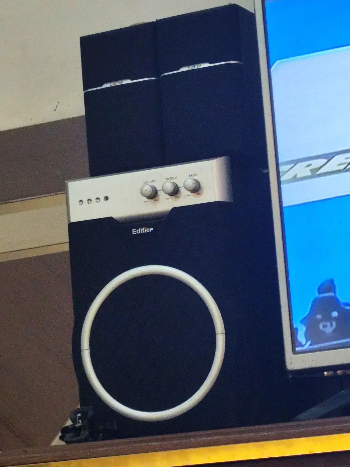 اسپیکر|سیستم صوتی خانگی|شوش, |دیوار