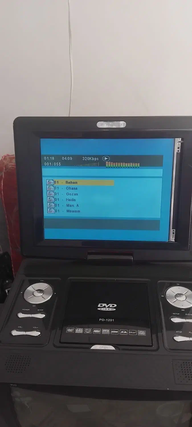 دی وی دی پلیر مانیتور دار|پخشکننده DVD و ویدیو|قم, شهید صیاد شیرازی|دیوار