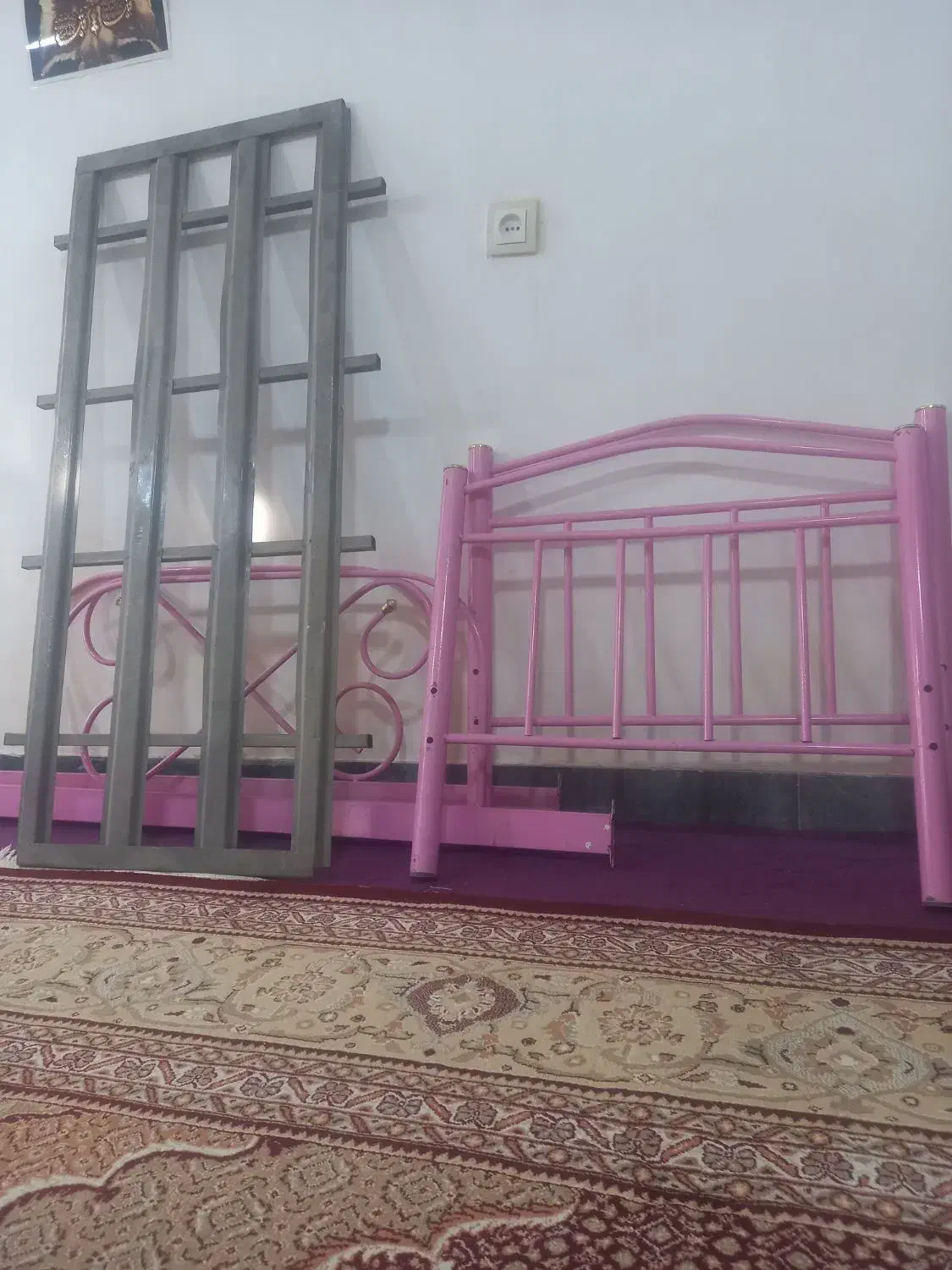 تخت خواب کودک|تخت و صندلی بچه|اردبیل, |دیوار
