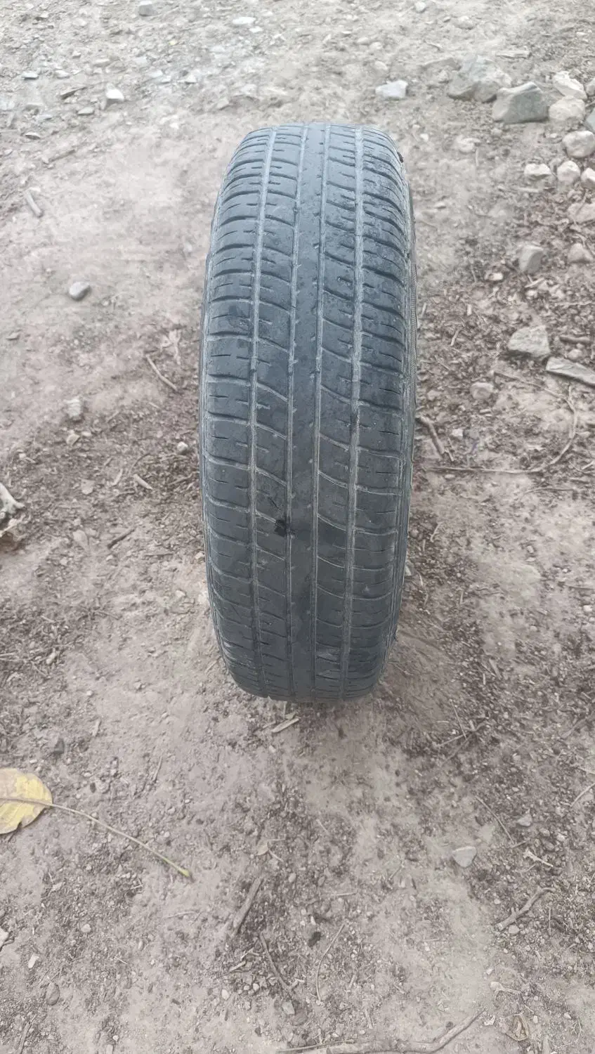 لاستیک فروشی|قطعات یدکی و لوازم جانبی|سلطانیه, |دیوار