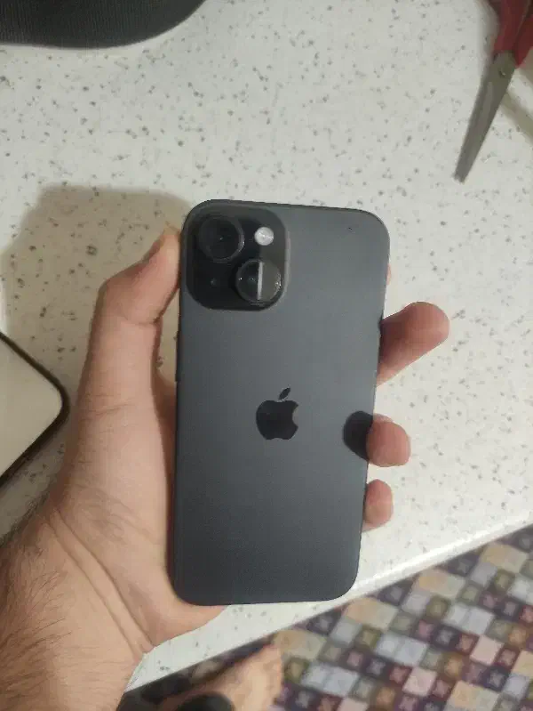 ایفون ۱۵ نرمال ۱۲۸ گیگابایت رنگ مشکی|موبایل|ری, شهادت|دیوار