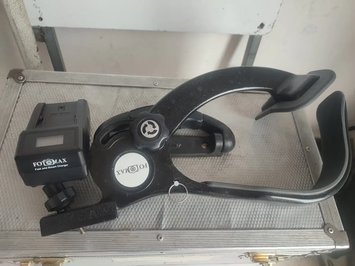 شولدور دوشی فیلمبرداری|دوربین عکاسی و فیلم‌برداری|تبریز, |دیوار