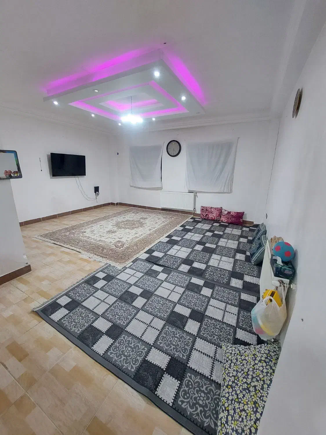 فروش واحد خوش نقشه نزدیک بر اصلی امیر کبیر|فروش آپارتمان|رشت, حمیدیان|دیوار