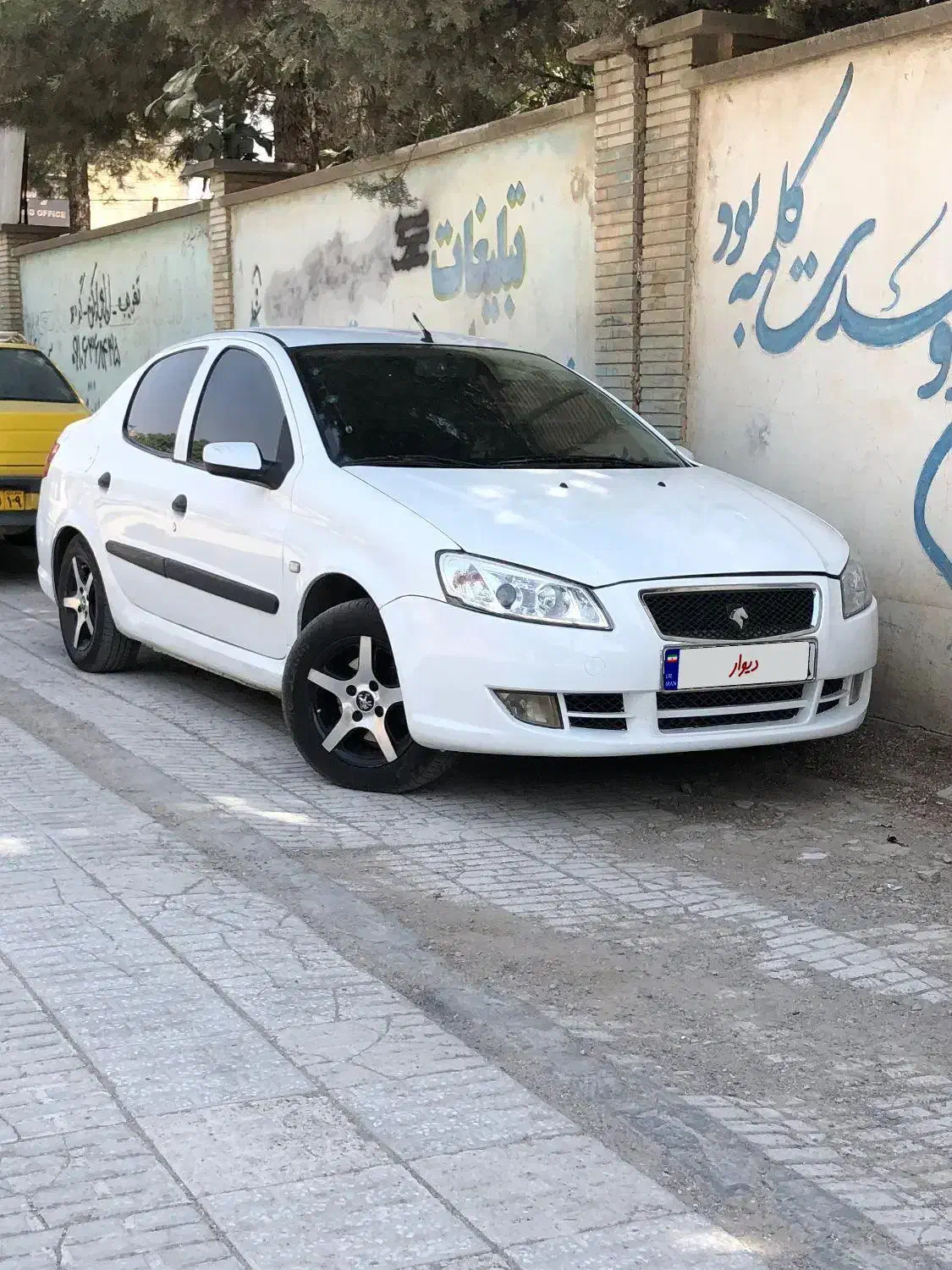 رانا lx بدون رنگ وضربه ولیسه درحد خشک|خودرو سواری و وانت|کرمانشاه, |دیوار