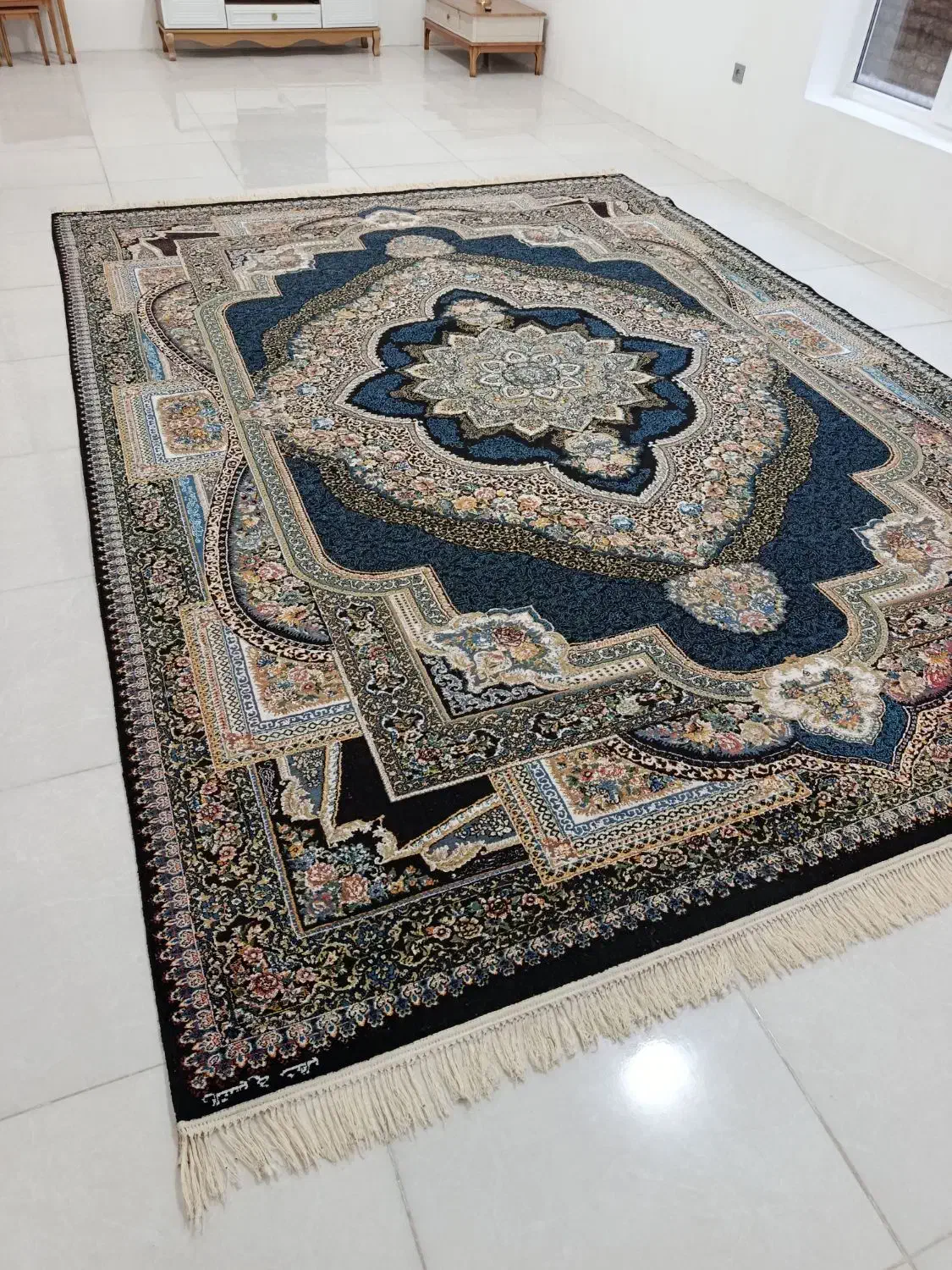 فرش 12متری در حد نو|فرش|رشت, ترمینال|دیوار