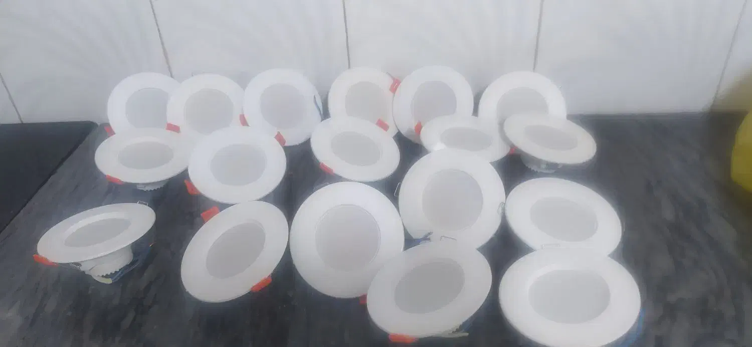 22عدد لامپ هالوژن|لامپ و چراغ|خرمآباد, |دیوار