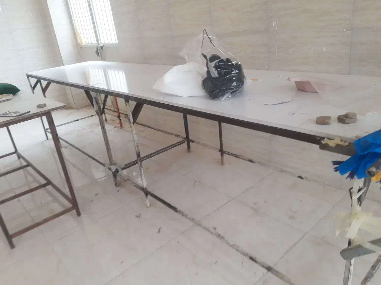 میز|میز تحریر و کامپیوتر|خمینی‌شهر, |دیوار