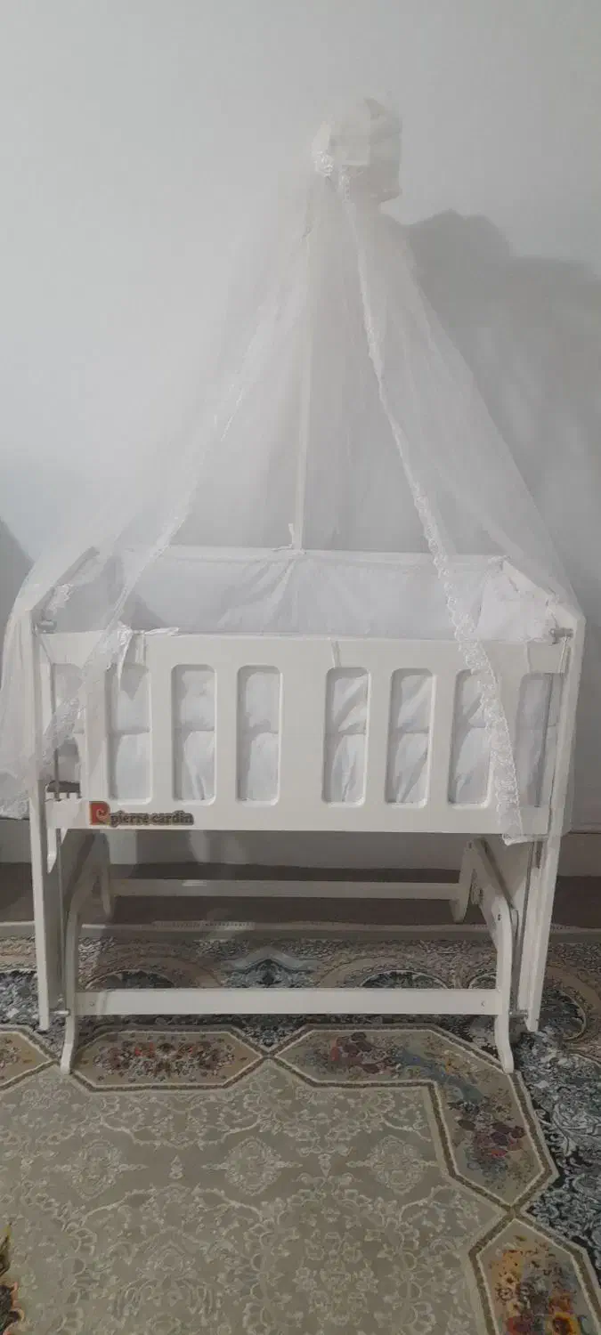 تخت کنار مادر|تخت و سرویس خواب|بهارستان, |دیوار