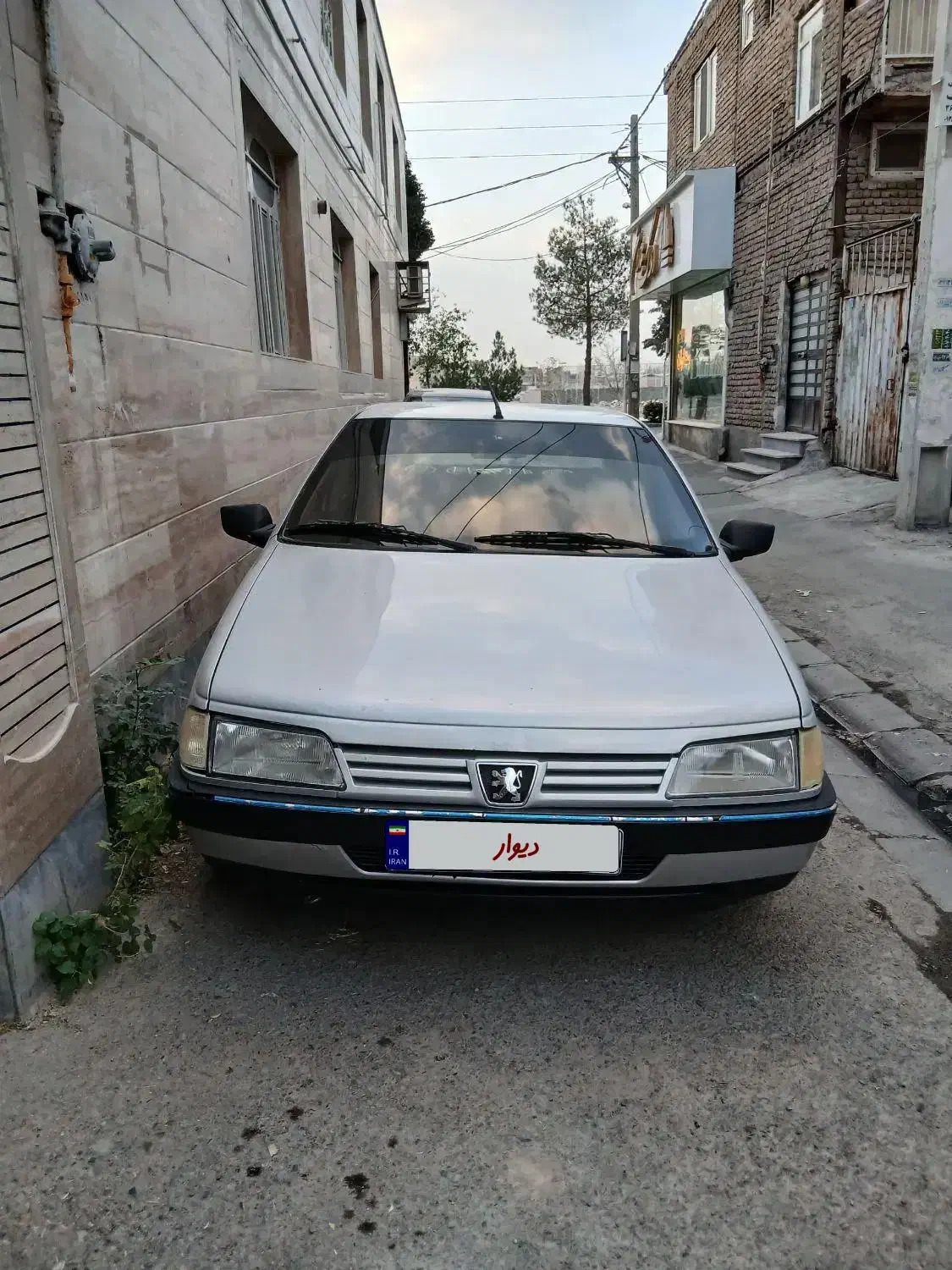 پژو ۴۰۵|خودرو سواری و وانت|محمدشهر, همایون ویلا|دیوار