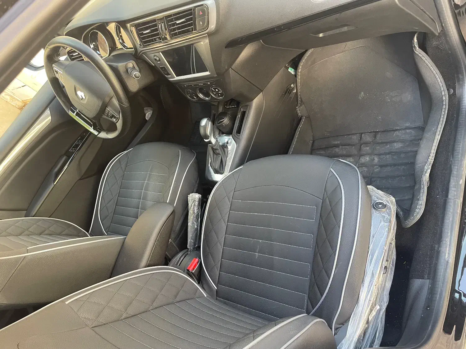 فروش تارا اتومات تمیز|خودرو سواری و وانت|خواف, |دیوار