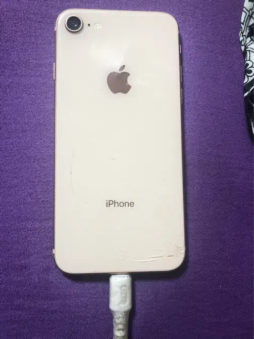 آیفون۸ مشکل اپل ای دی داره|موبایل|تهران, هفده شهریور|دیوار