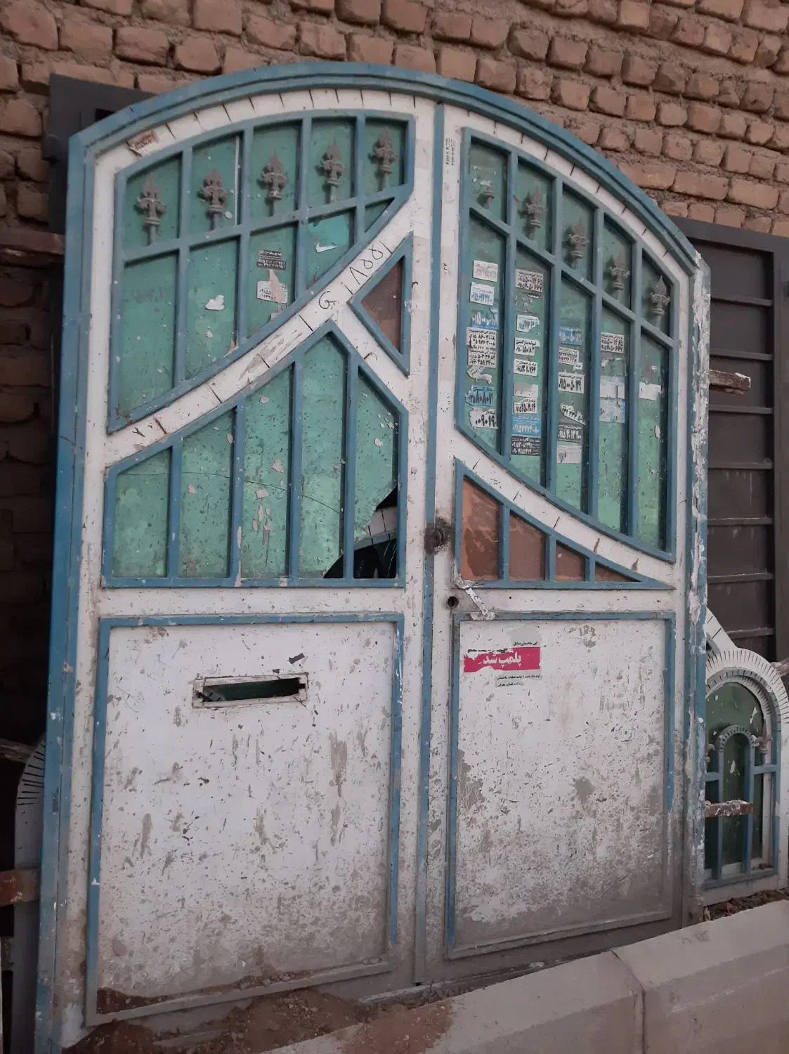 درب|مصالح و تجهیزات ساختمان|گلبهار, شهر جدید گلبهار|دیوار