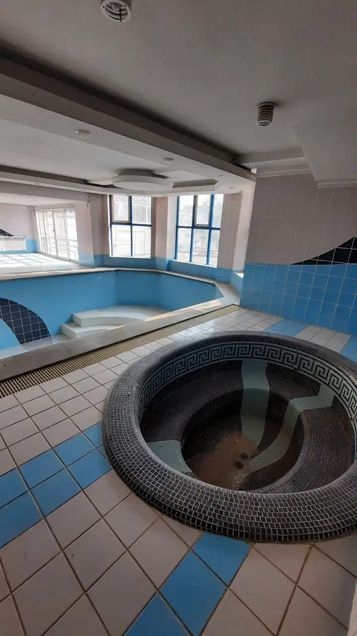 ۷۰۰متر زیربنا ویلا دربست فاز۱ شهرک غرب