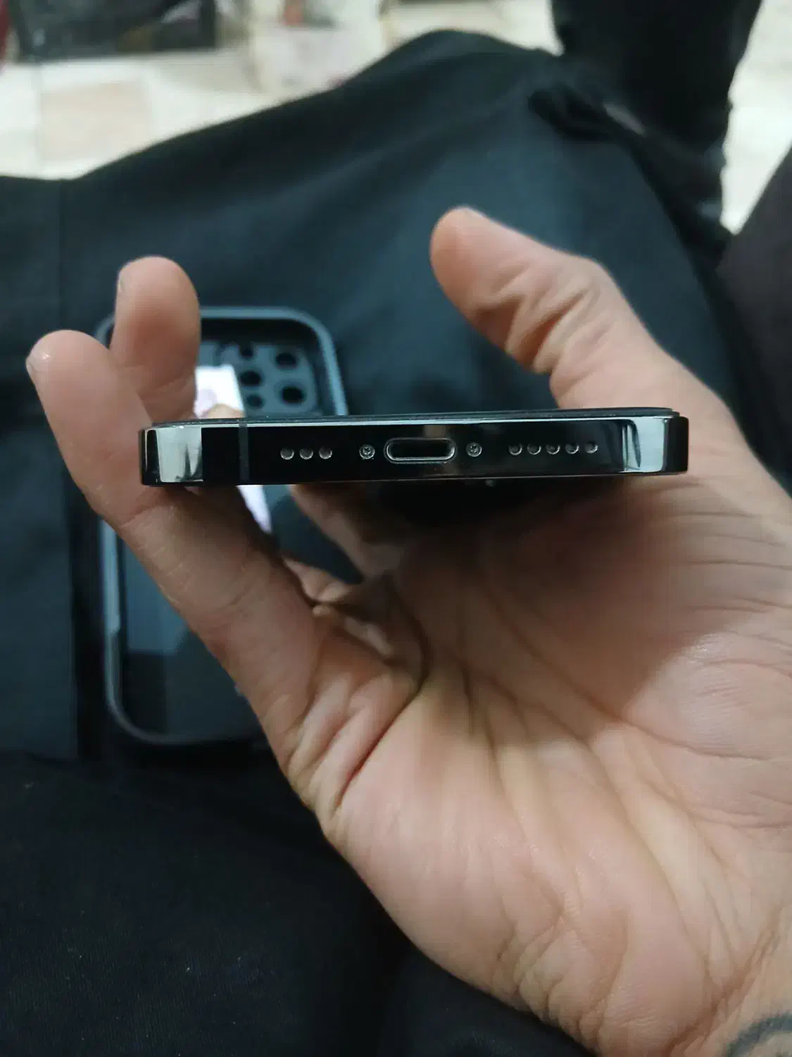 آیفون 12 پرو به همراه کلگی شارژر اورجینال|موبایل|نسیمشهر, |دیوار