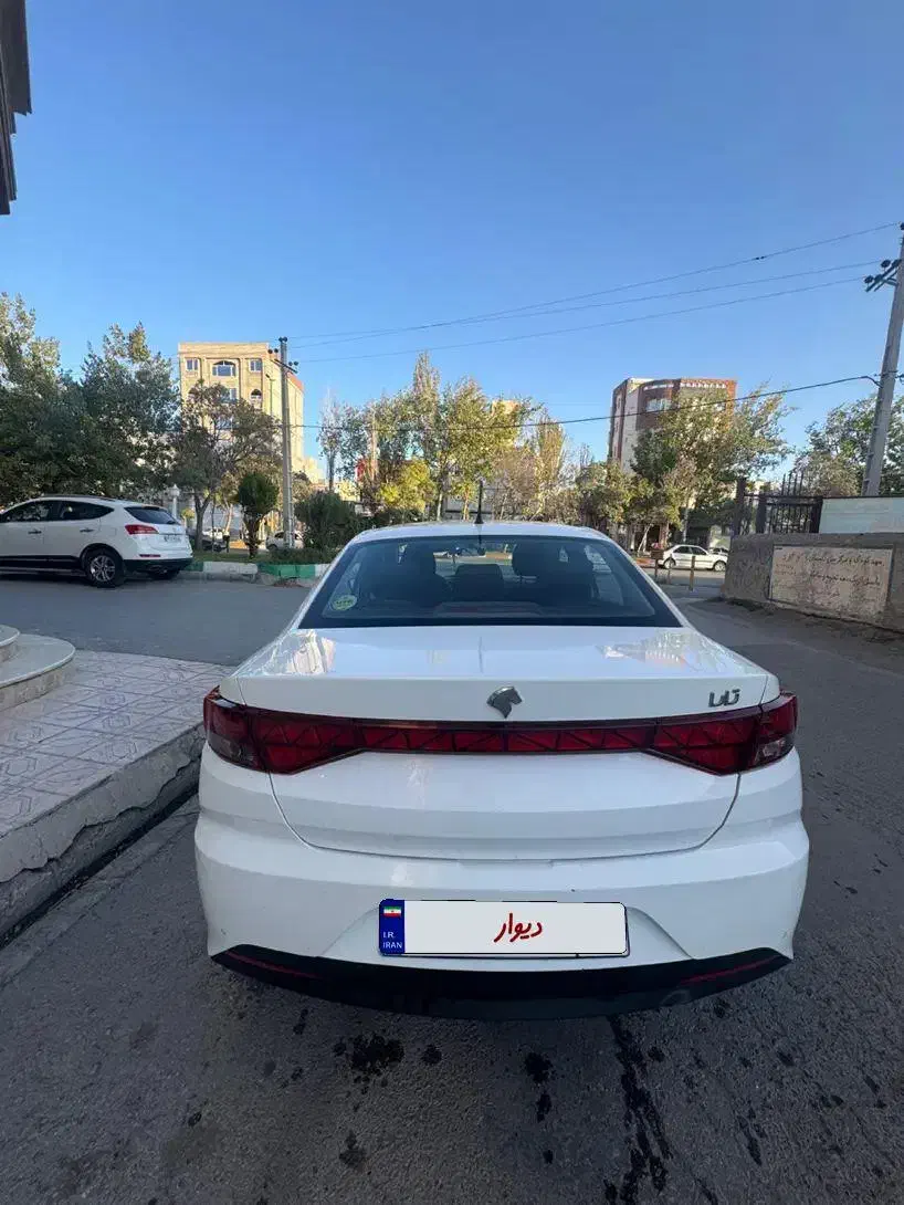 تارا سفید1402 کم کارکرد|خودرو سواری و وانت|اردبیل, |دیوار