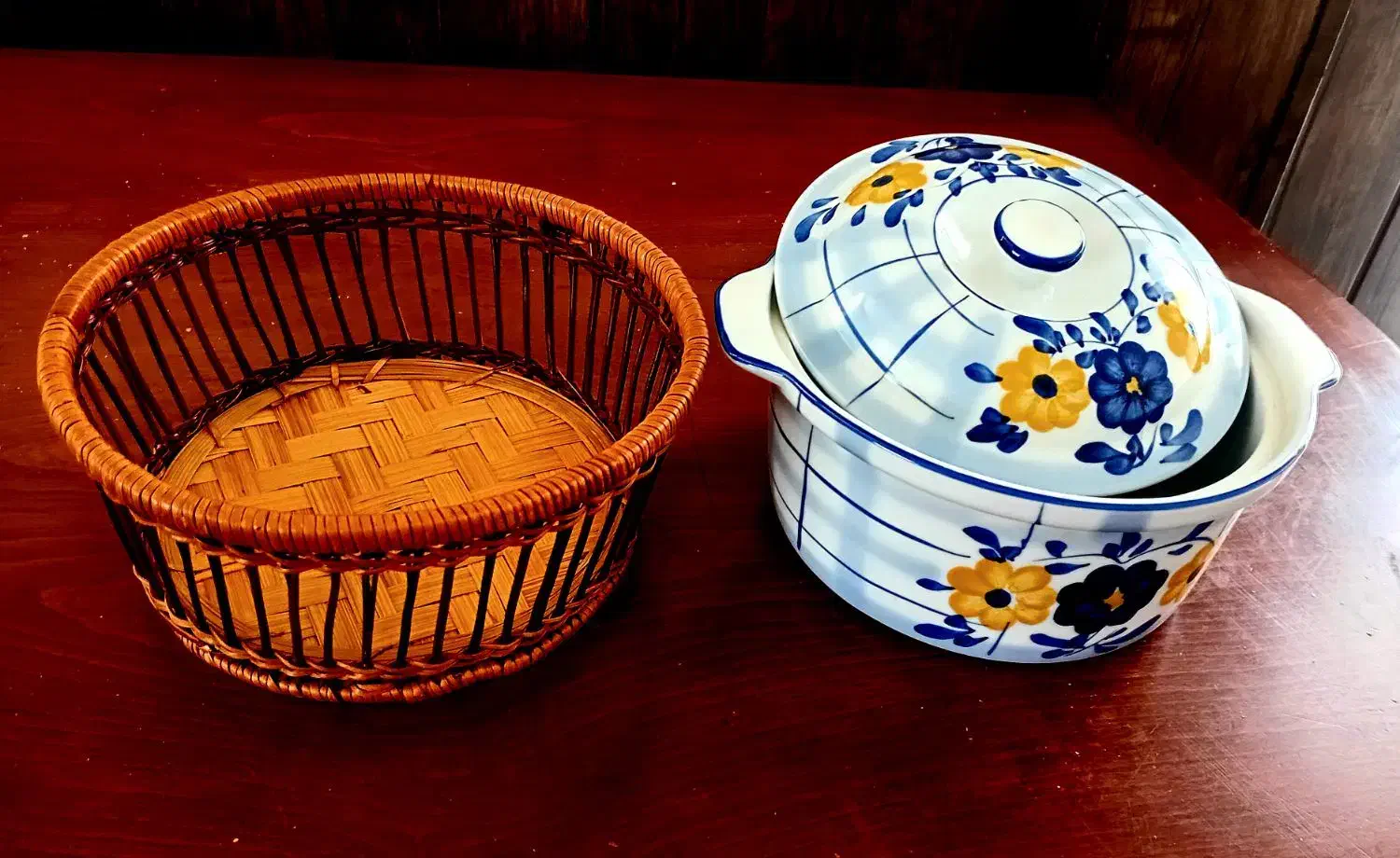 فروش ۷ سری سرویس چینی و چایخوری و غذاخوری|ظروف سرو و پذیرایی|مشهد, وکیل‌آباد|دیوار