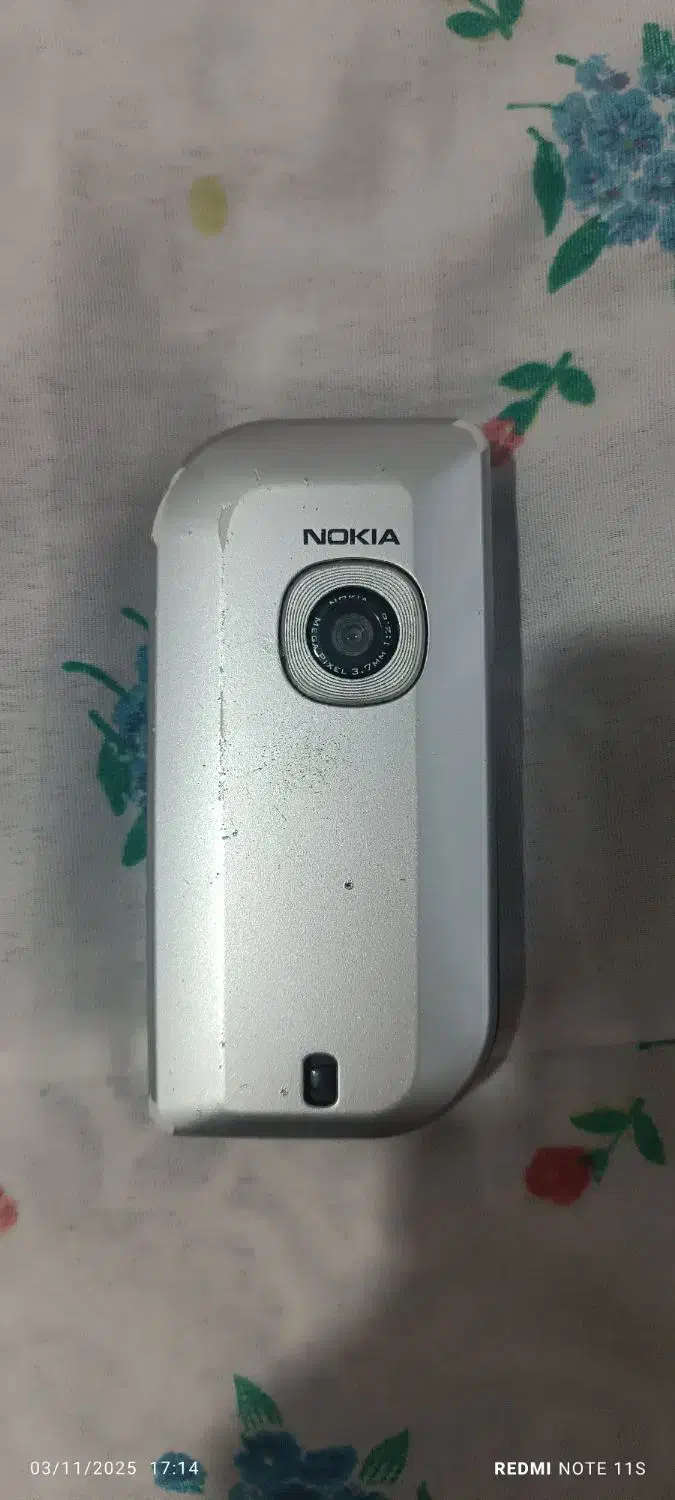 گوشی نوکیا 6670زیرخاکی|موبایل|شیراز, کوشک میدان|دیوار