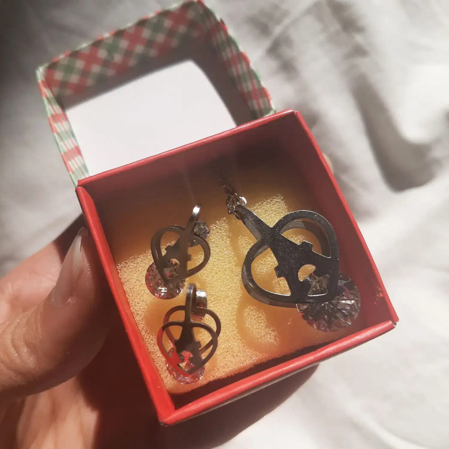 نیم ست ایفل|بدلیجات|ساری, |دیوار