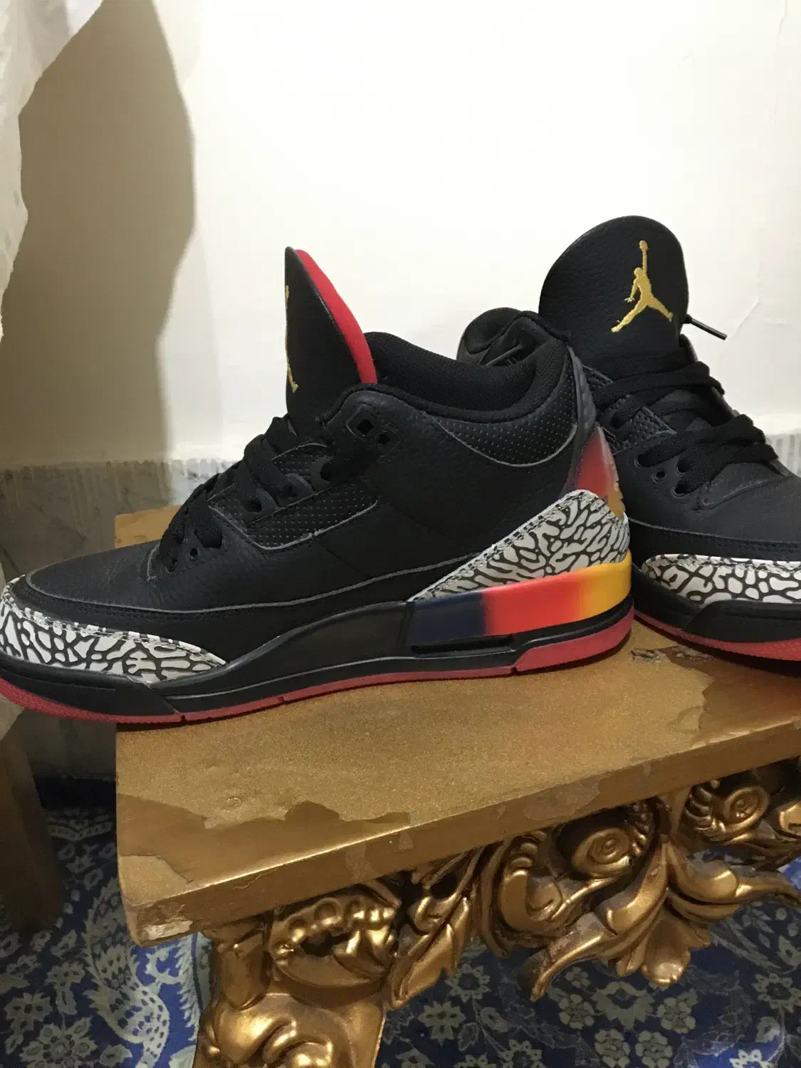 کتونی جردن ۳|کیف، کفش، کمربند|ماهدشت, |دیوار