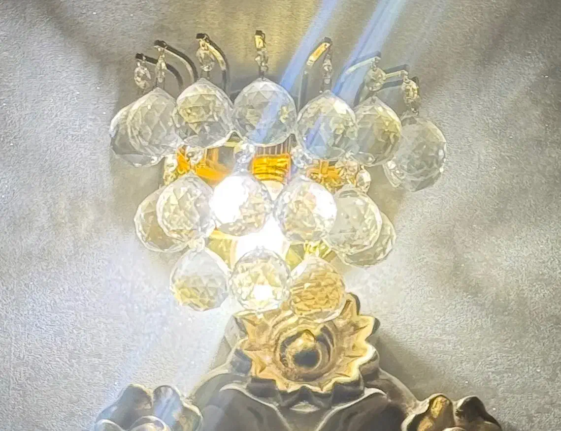 دیوارکوب کریستالی|لوستر و چراغ آویز|اسلامشهر, شهرک قائمیه|دیوار