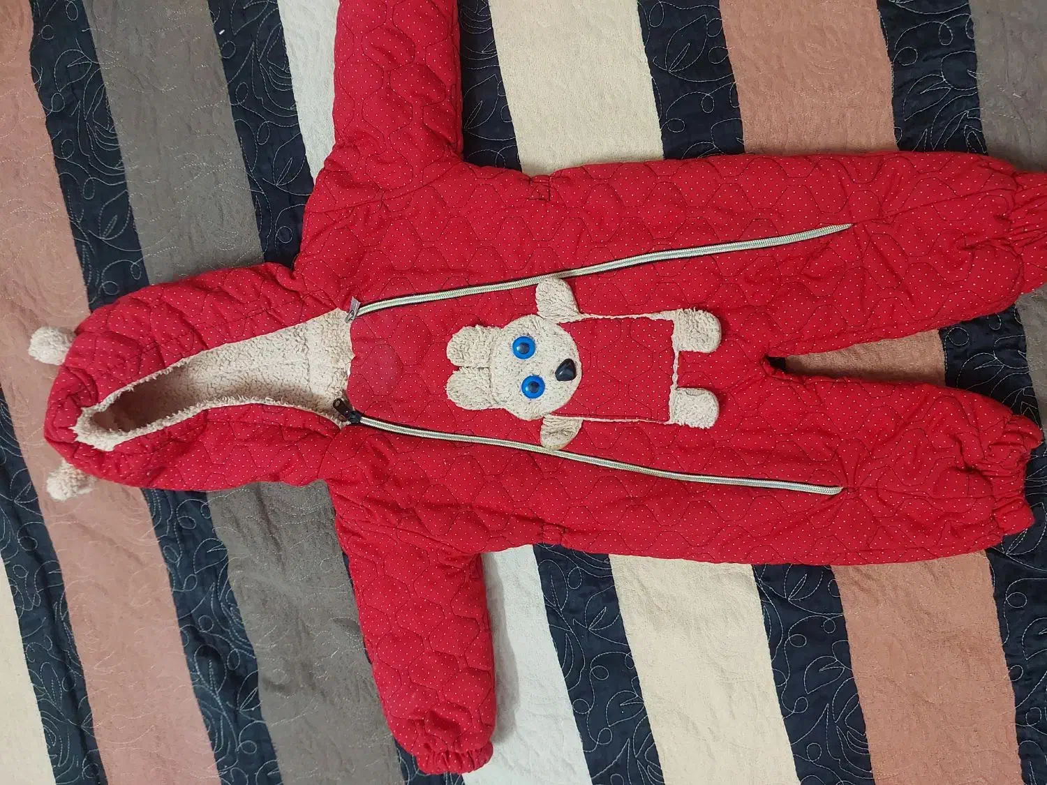 لباس|لباس|گلبهار, شهر جدید گلبهار|دیوار