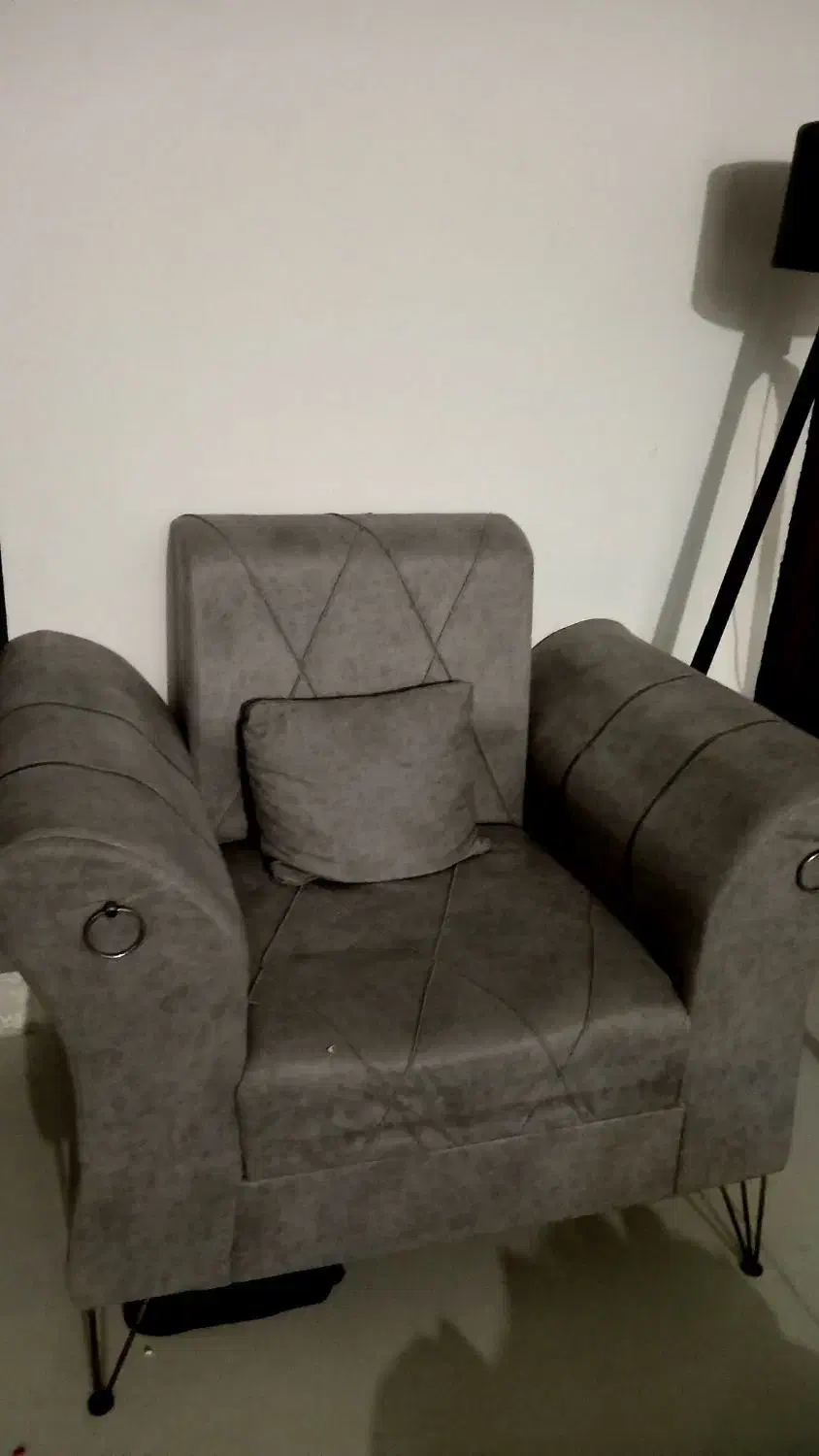 مبل ۷ نفره راحتی|مبلمان خانگی و میز عسلی|مشهد, فاطمیه|دیوار