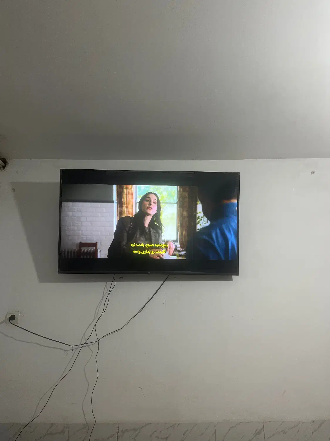 تلوزیون ۵۵ اینچ|تلویزیون و پروژکتور|بجنورد, |دیوار