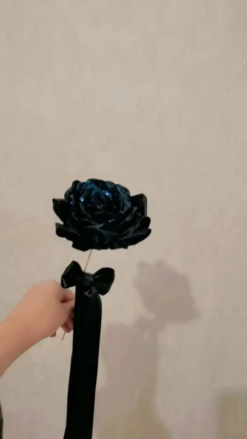 گل روبانی تک 30 تا گلبرگ|گل مصنوعی|اردبیل, |دیوار