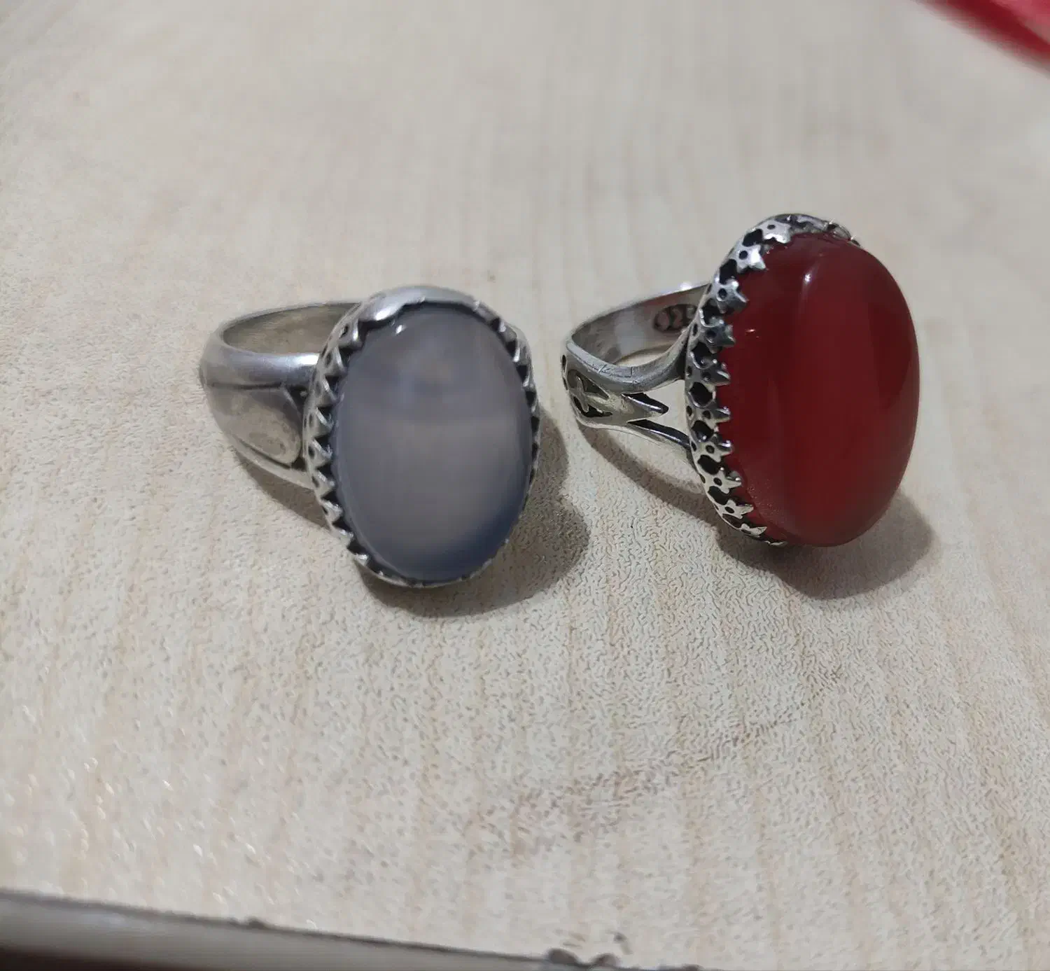 انگشتر نقره با عقیق سرخ و عقیق سوسنی|بدلیجات|فولادشهر, A2|دیوار