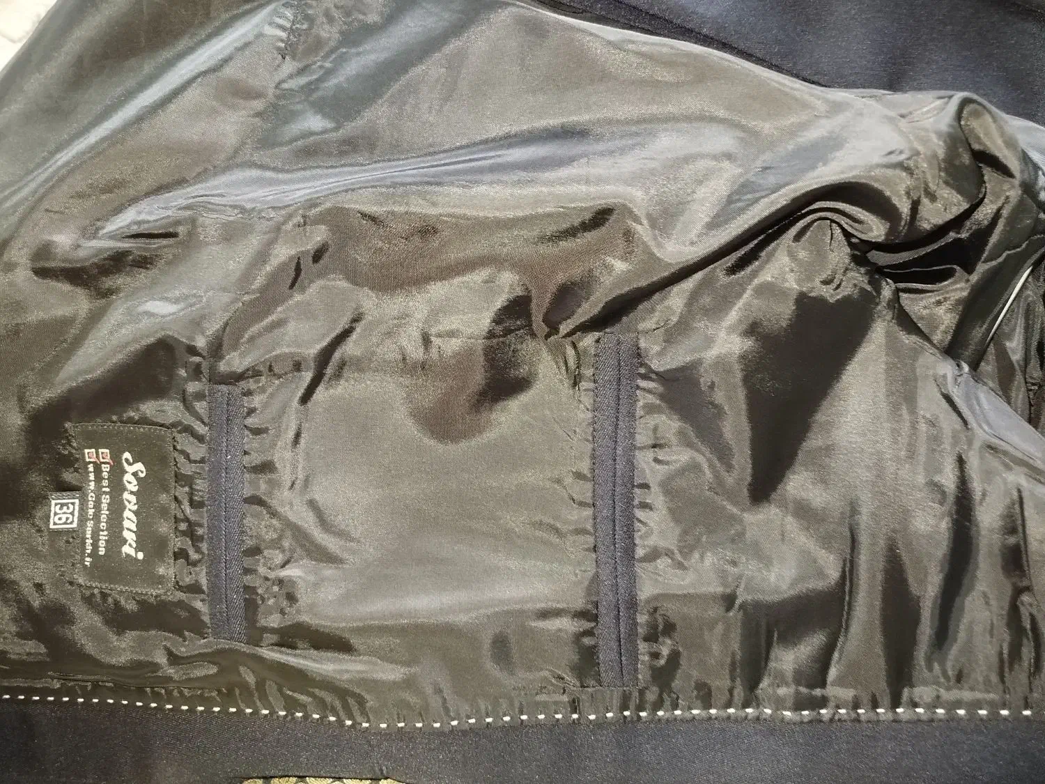 کت شلوار|لباس|مشهد, آبکوه|دیوار