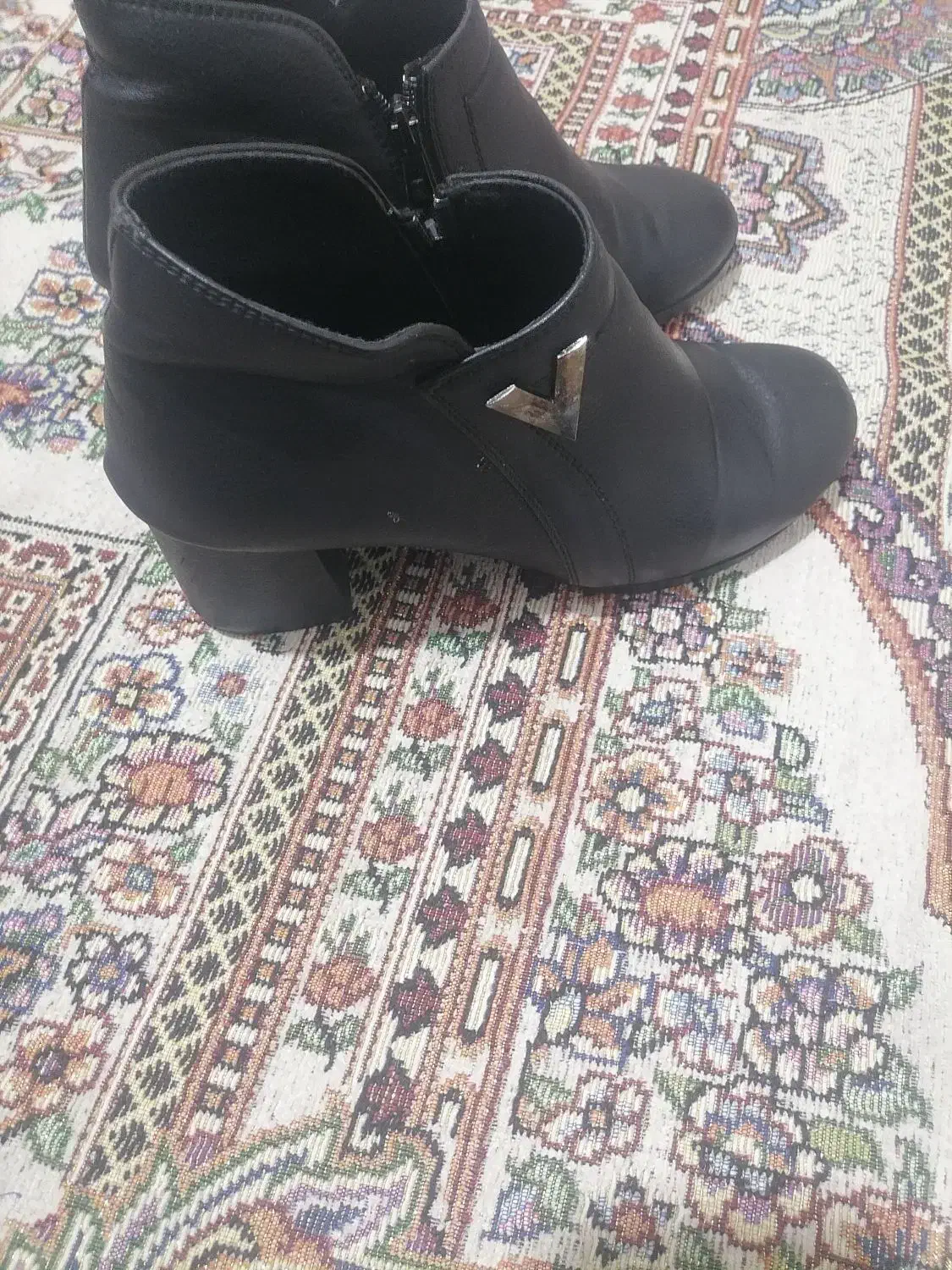 700|کیف، کفش، کمربند|طبس, |دیوار