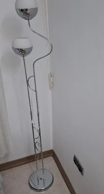 اباژور|چراغ خواب و آباژور|قم, بنیاد|دیوار