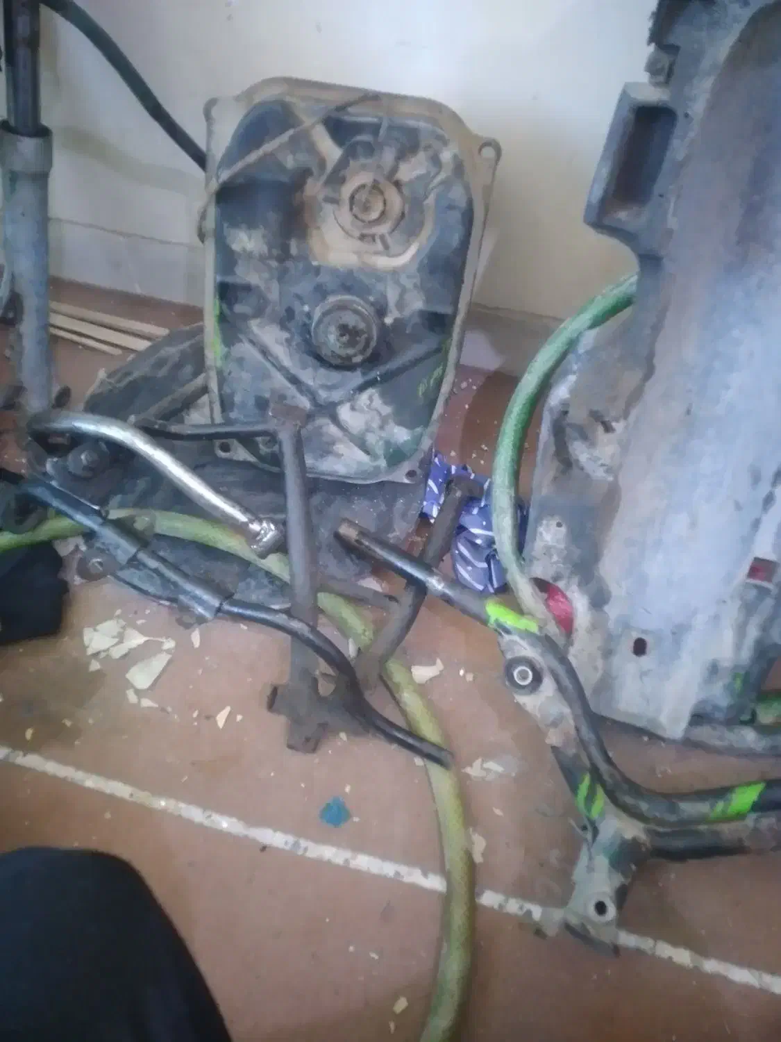 وسایل متور ویو ۱۲۵|قطعات یدکی و لوازم جانبی|بندر امام خمینی, |دیوار