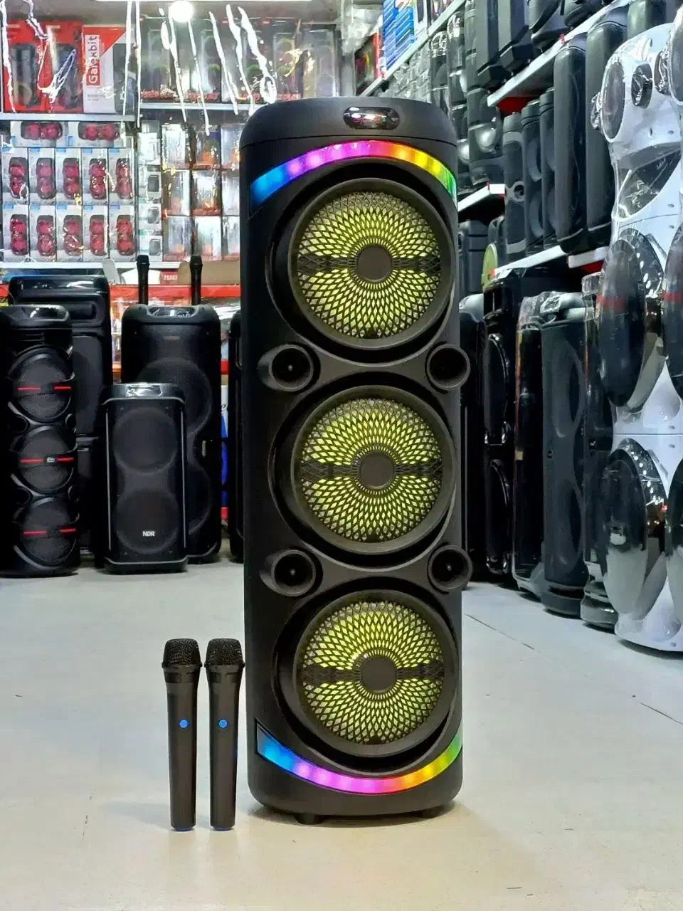 اسپیکر باندسینما خانواده 1متری ۲میکروفن بیسیم(جدید|سیستم صوتی خانگی|مشهد, سراب|دیوار