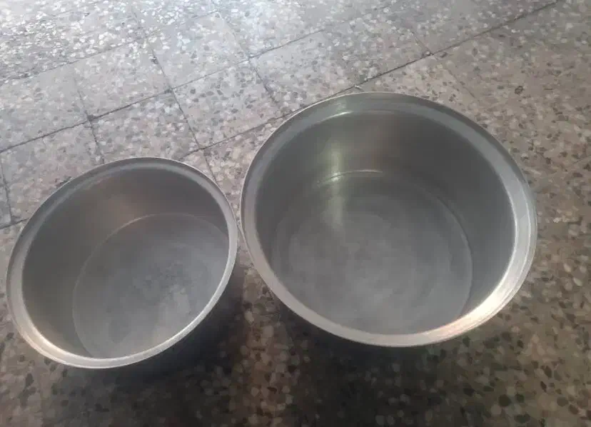 قابلمه و ماهیتابه روحی|ظروف پخت‌وپز|فردیس, فردیس|دیوار