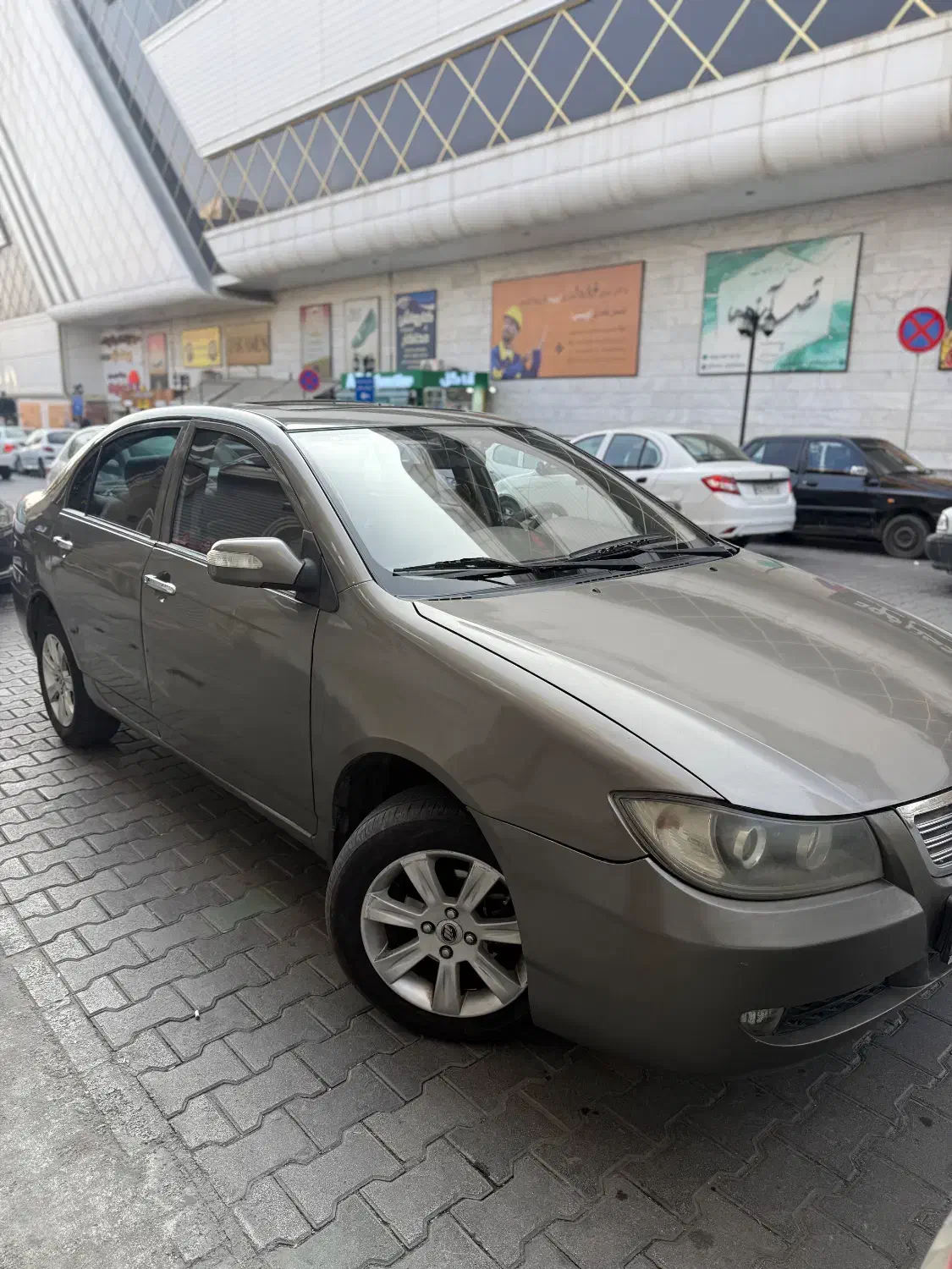 لیفان ۶۲۰ موتور ۱۸۰۰|خودرو سواری و وانت|ارومیه, |دیوار