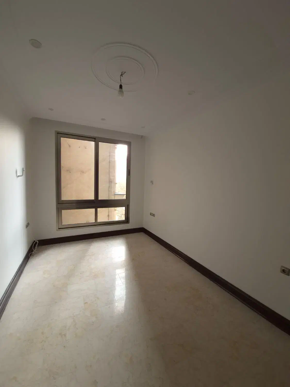 زعفرانیه۲۵۰متر ۴خواب مستر فول مشاعات ۲پارکینگ