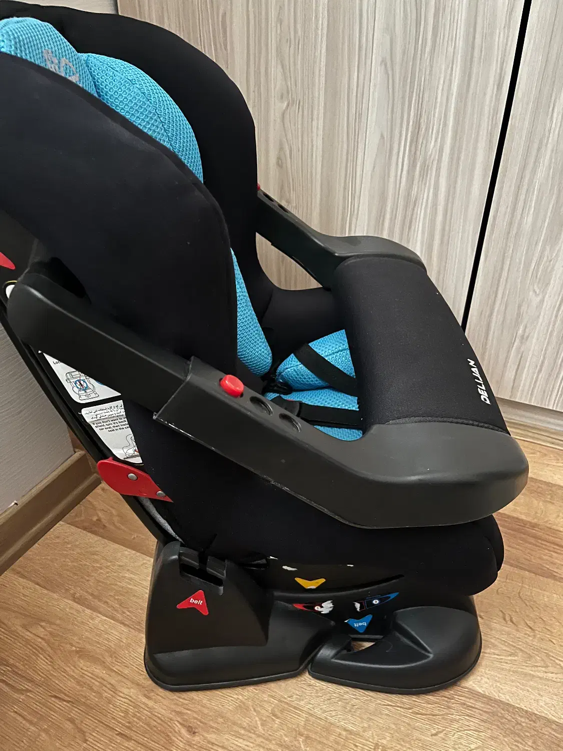 صندلی ماشین|تخت و صندلی بچه|اردبیل, |دیوار