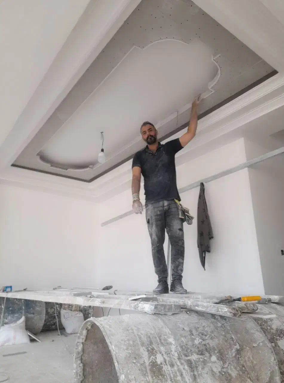 به یک جوان ساده یانیمه ماهر در کار کناف نیازمندیم|استخدام معماری، عمران و ساختمانی|تبریز, |دیوار