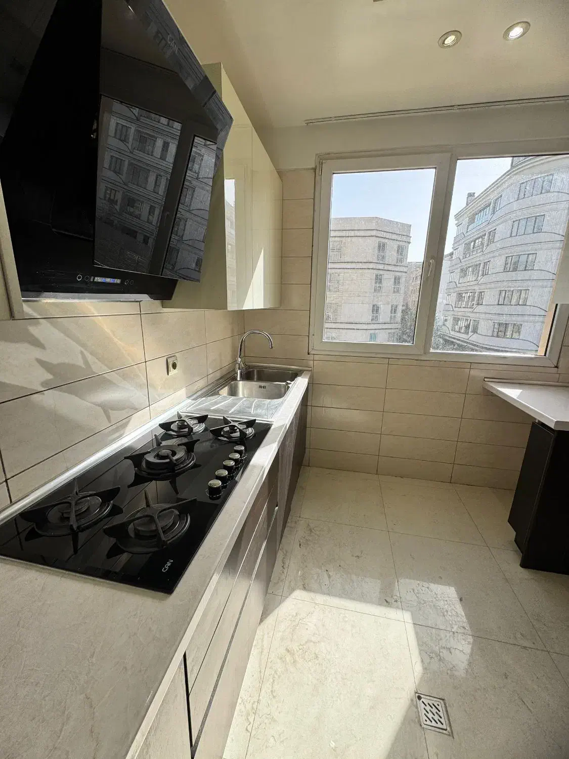 ۱۵۵متری/۳خواب/غرق‌نور/خوش‌نقشه/هروی