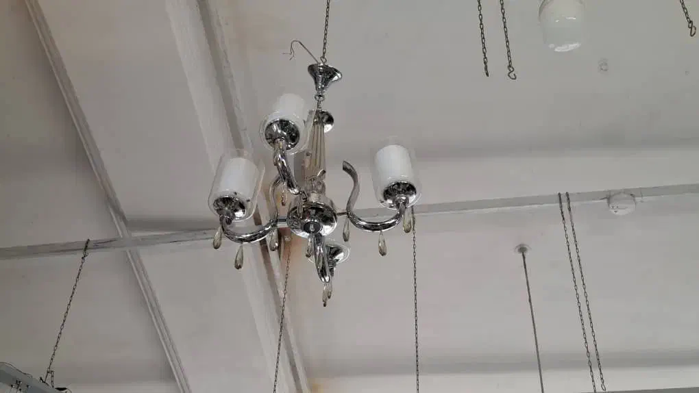 فروش ویژه لوستر به قیمت پارسال|لوستر و چراغ آویز|یاسوج, |دیوار