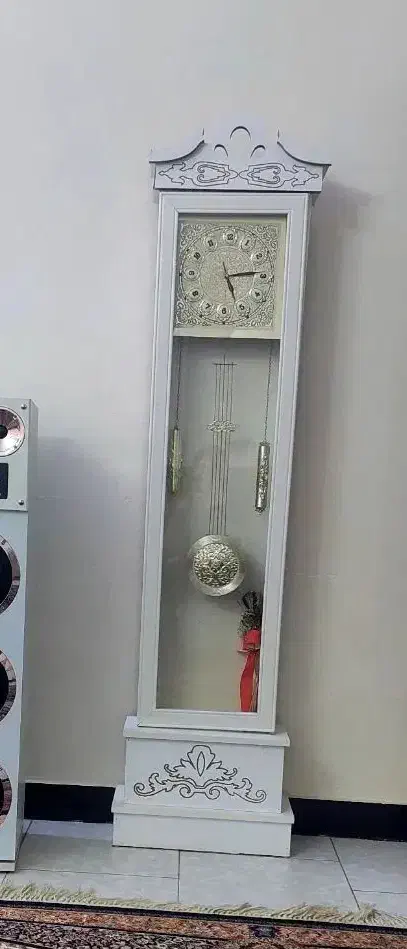 ساعت ایستاده|ساعت|فردیس, فرامرزیه|دیوار