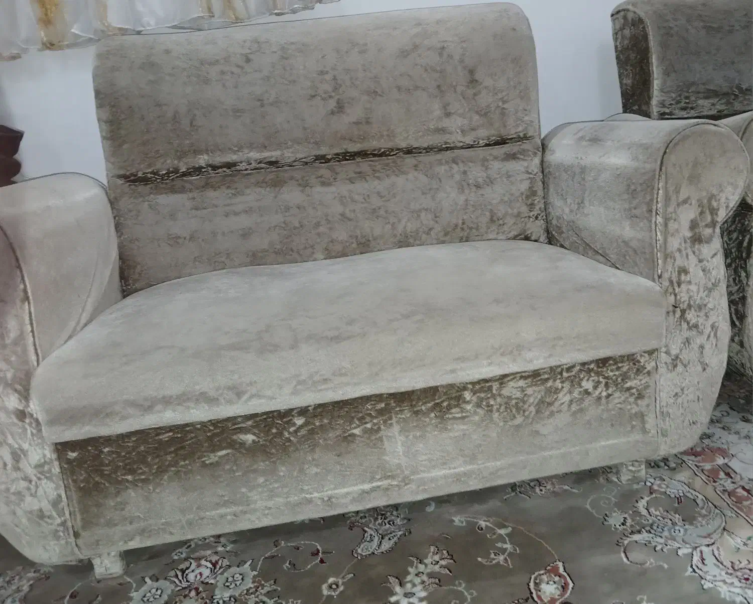 مبل ۷ نفره شکلاتی|مبلمان خانگی و میز عسلی|رشت, استادسرا|دیوار