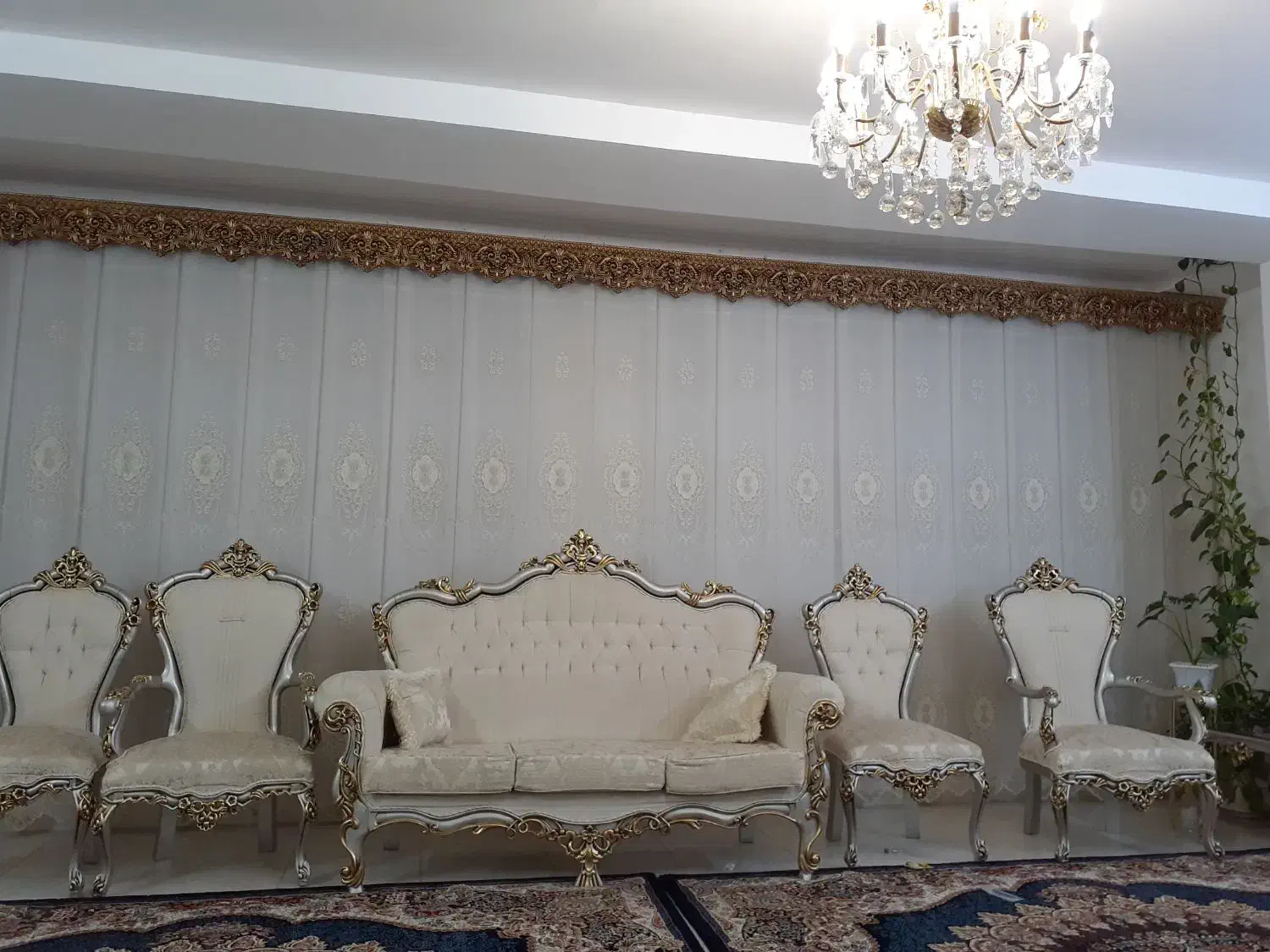 پرده پذیرایی شیک درحد به درگاه ۷/۵ فلت|پرده، رانر، رومیزی|قم, پردیسان|دیوار