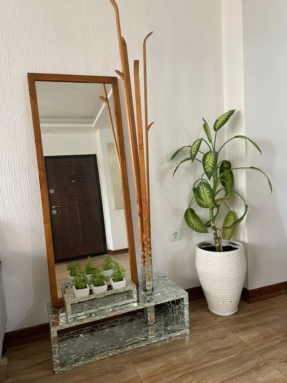 چوب لباسی آینه کاری شده|آینه|فریدون‌کنار, |دیوار