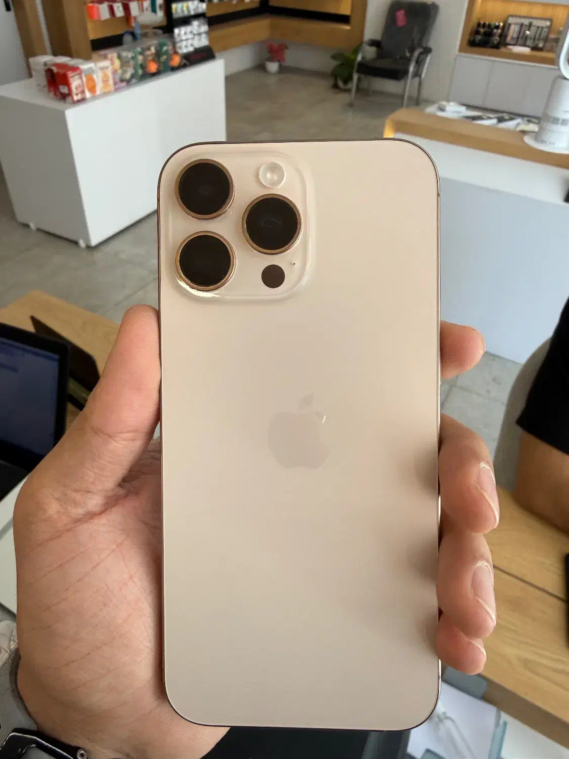 ایفون ۱۶ پرومکس ریجستر شده|موبایل|یاسوج, |دیوار