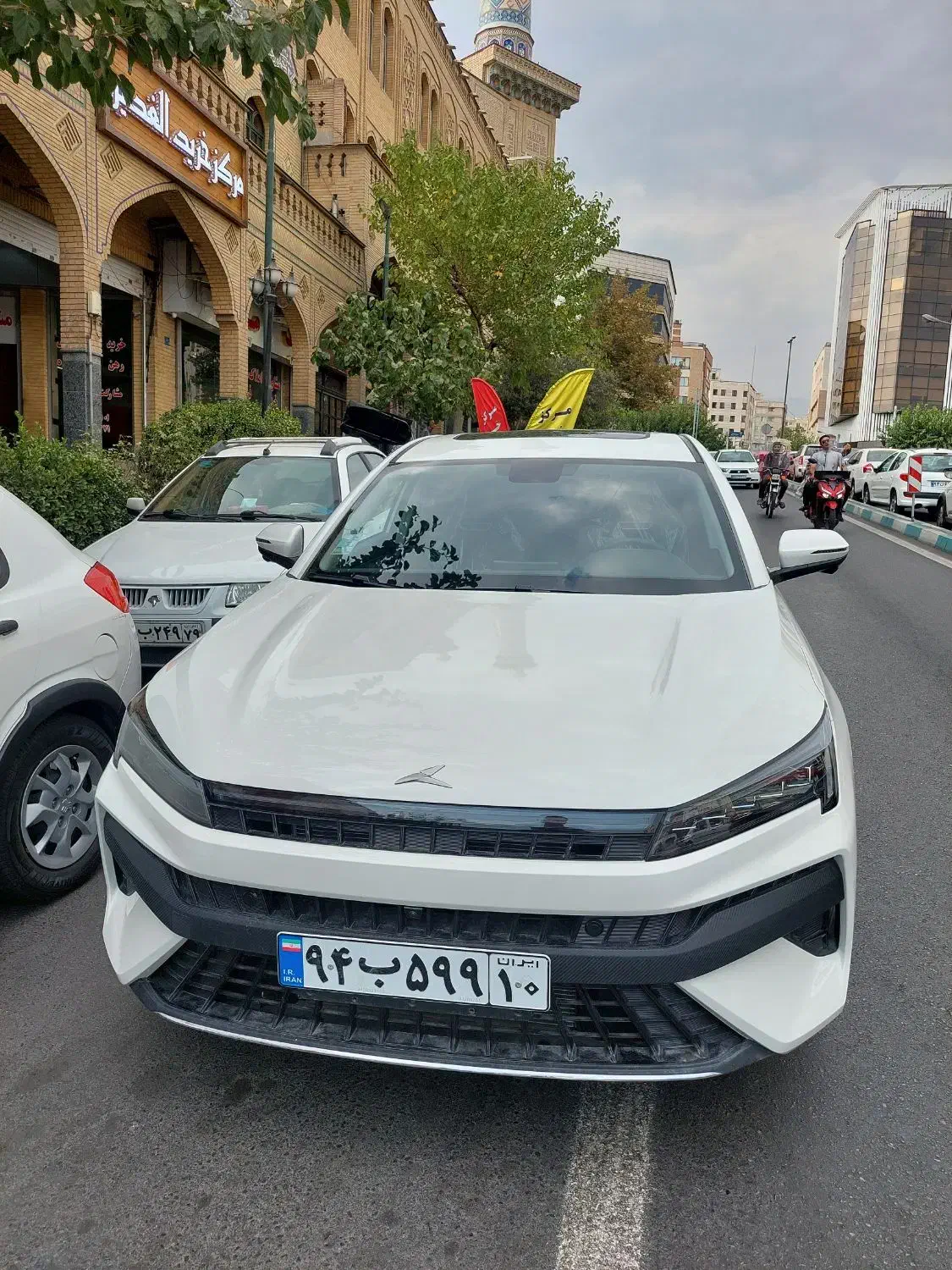 کی ام سی j7 اقساطی/شرایط فوری/سند به نام/kmc|خودرو سواری و وانت|تهران, شهرک آزمایش|دیوار